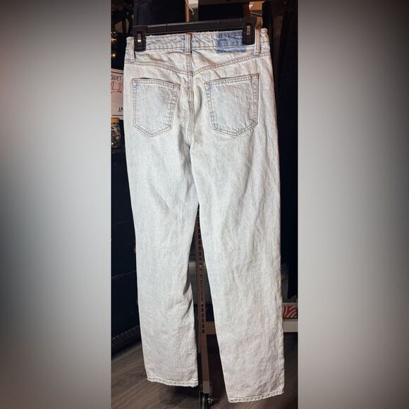 Fashion Nova Jeans 5 Pocket Design Button & Zippe Distressed Women’s Size 25 EPC - Picture 3 of 5